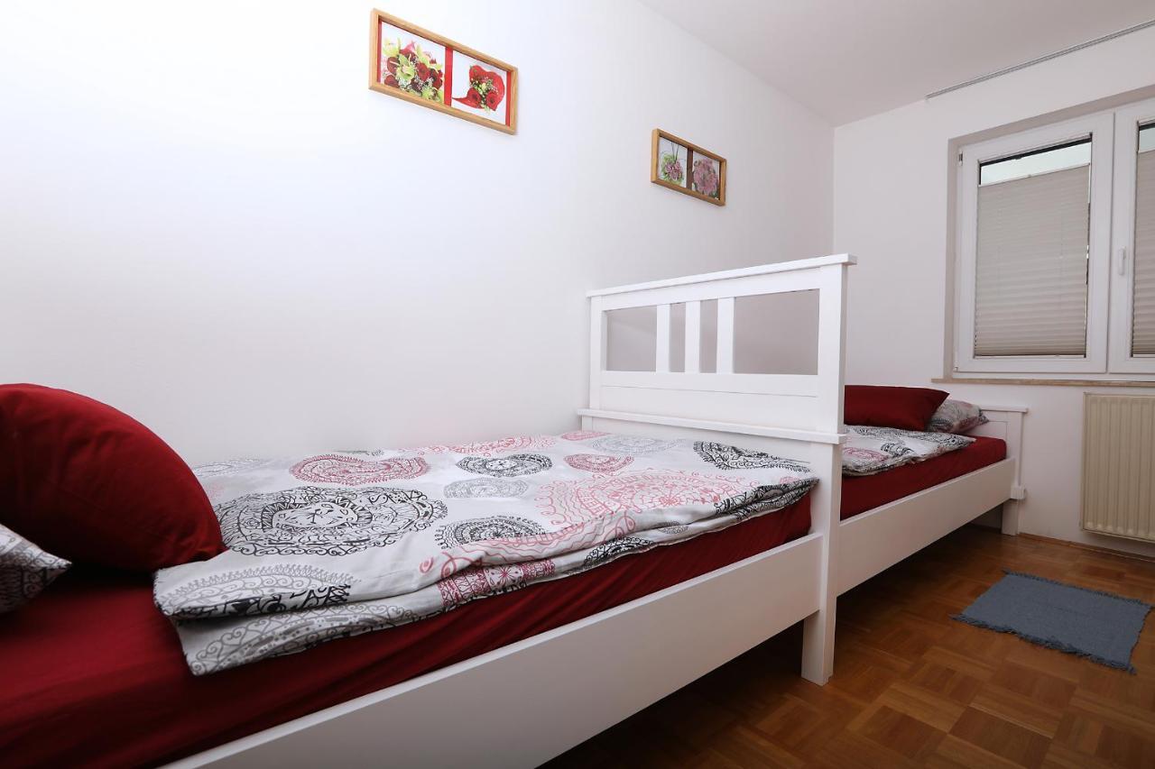 Apartma Dolinar Gorenja Vas  Exterior photo
